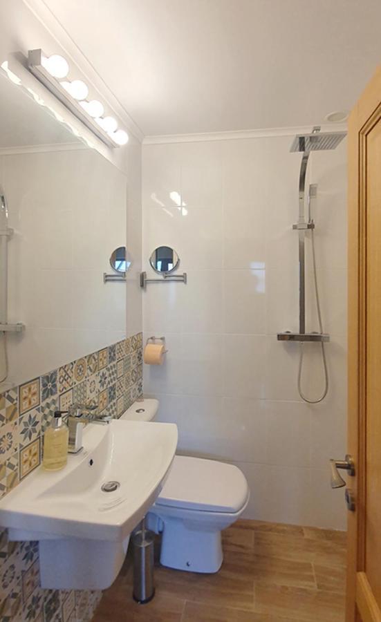 Casa Romaneasca Curtea de Argeş Esterno foto