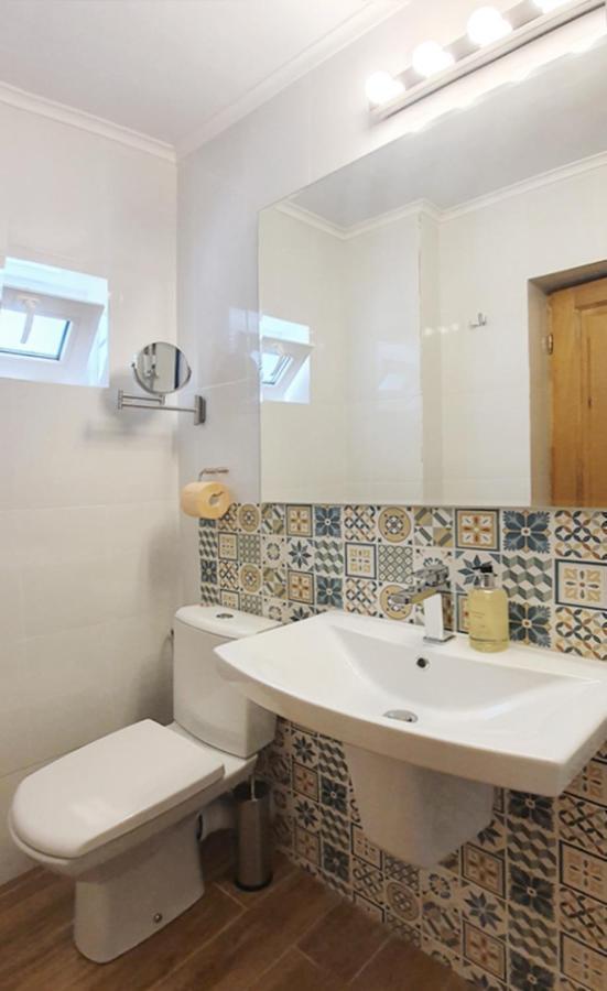 Casa Romaneasca Curtea de Argeş Esterno foto