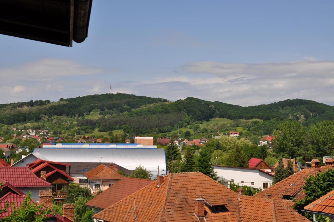 Casa Romaneasca Curtea de Argeş Esterno foto